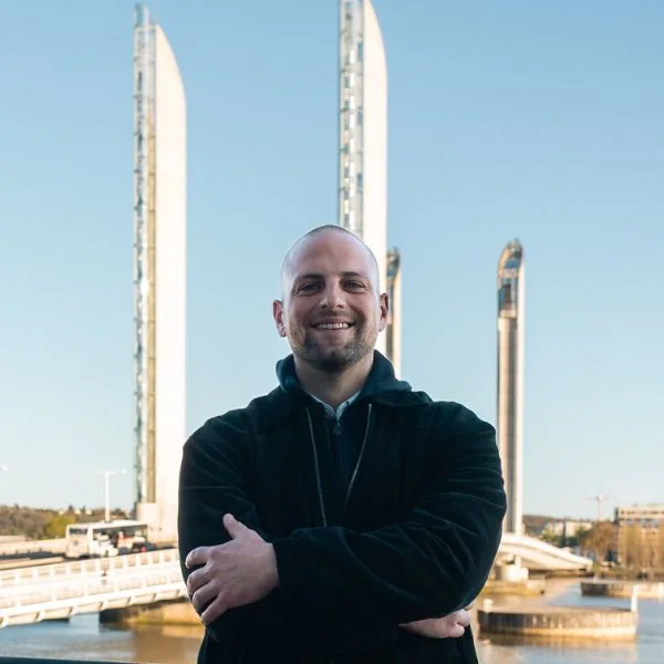 Portrait de Clément Vaisques, fondateur de Sprint Ads